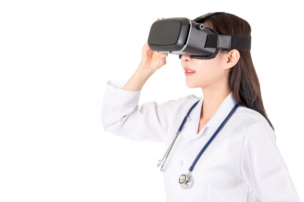 Virtual Reality and its Pecks for Healthcare